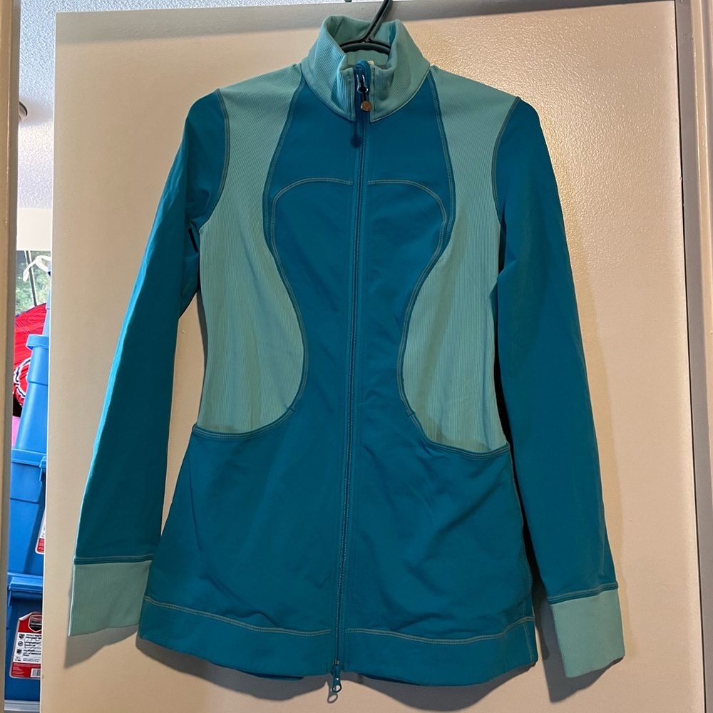 LULULEMON RARE VINTAGE ALLURING JACKET